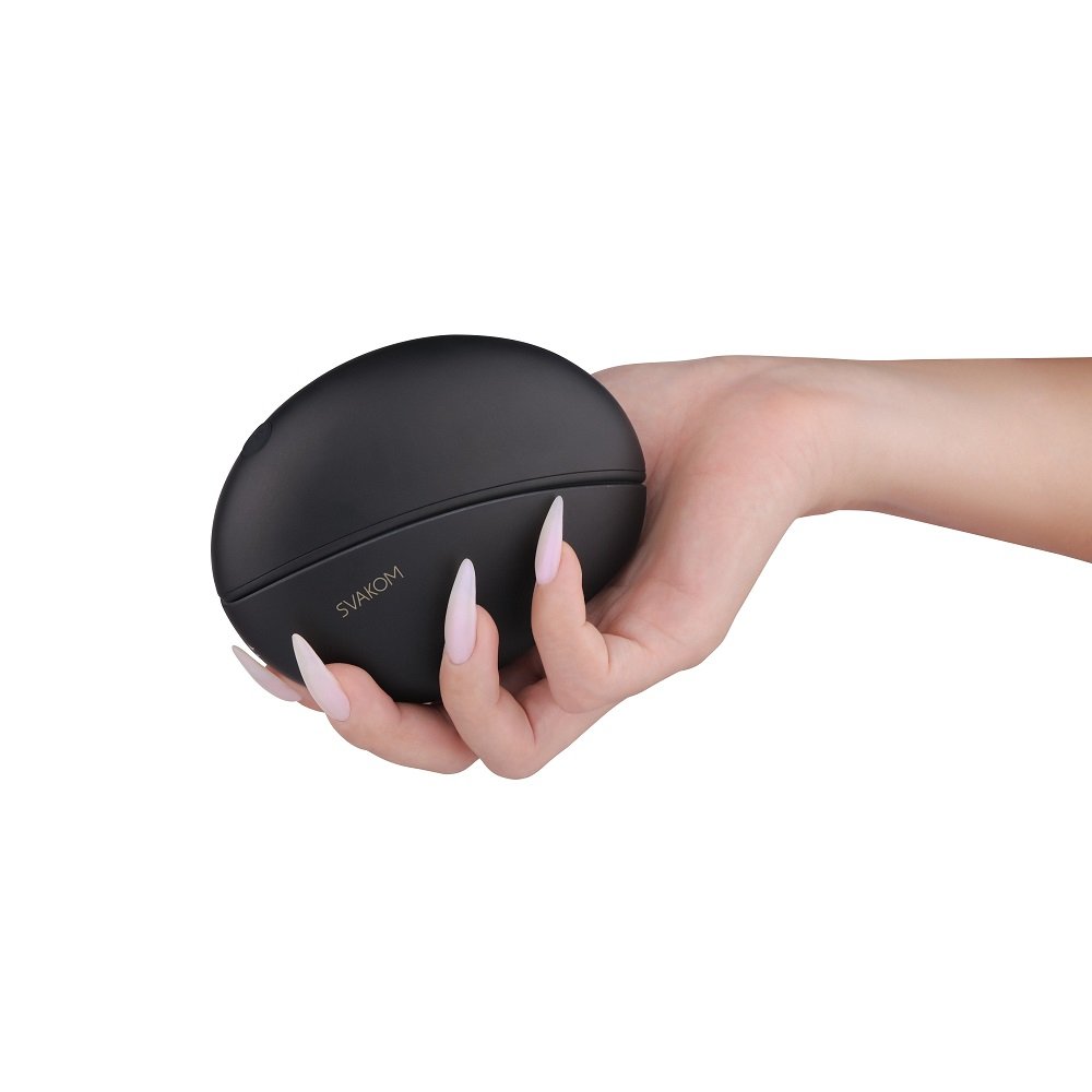 Svakom Galaxie Suction Vibrator with Mood Projector Midnight Black - Image 9